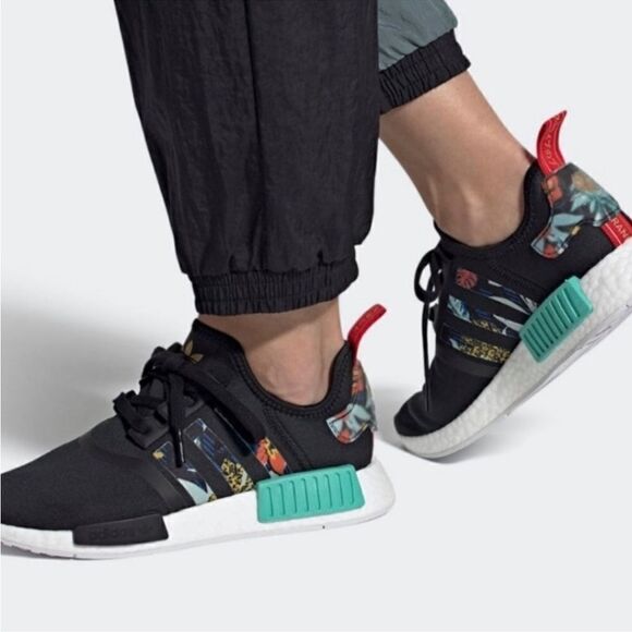 HER STUDIO LONDON X ADIDAS NMD R1 WOMEN’S 11 NEOPRENE LACE-UP ATHLETIC SHOES - Picture 1 of 12